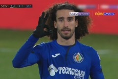 莱万多夫斯基的完美教练拼图：瓜帅战术加持，弗利克团队领袖力压群雄